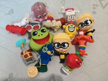 Lot de 16 jouets McDonald's