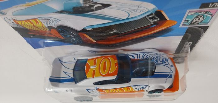Hot Wheels Mod Speeder Let's Race Série Netflix 2024 - photo numéro 4
