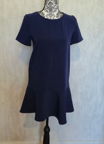 Robe Mango Suit Collection bleu marine coupe évasée, bas volanté XS (34) neuve étiquette