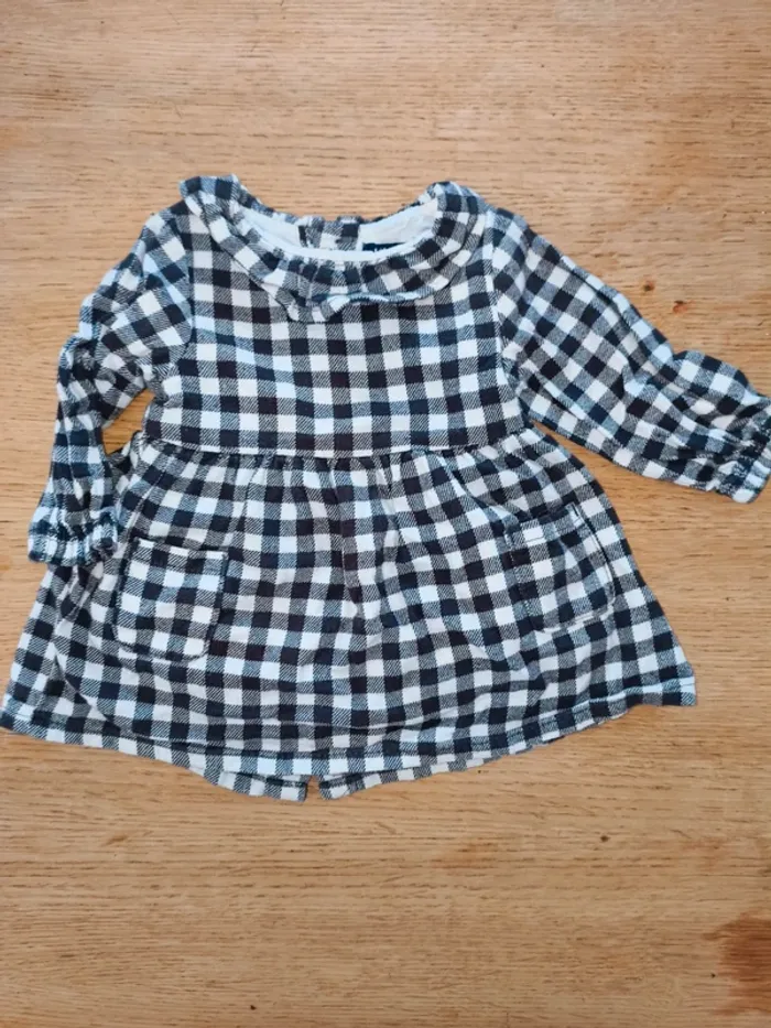 Robe hiver col claudine carreaux 3 mois excellent état Kiabi fille - photo numéro 2