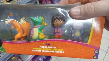 Lot.de.4 figurines dora l exploratrice