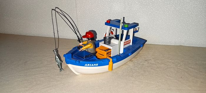 Playmobil, bâteau de pêche - photo numéro 2
