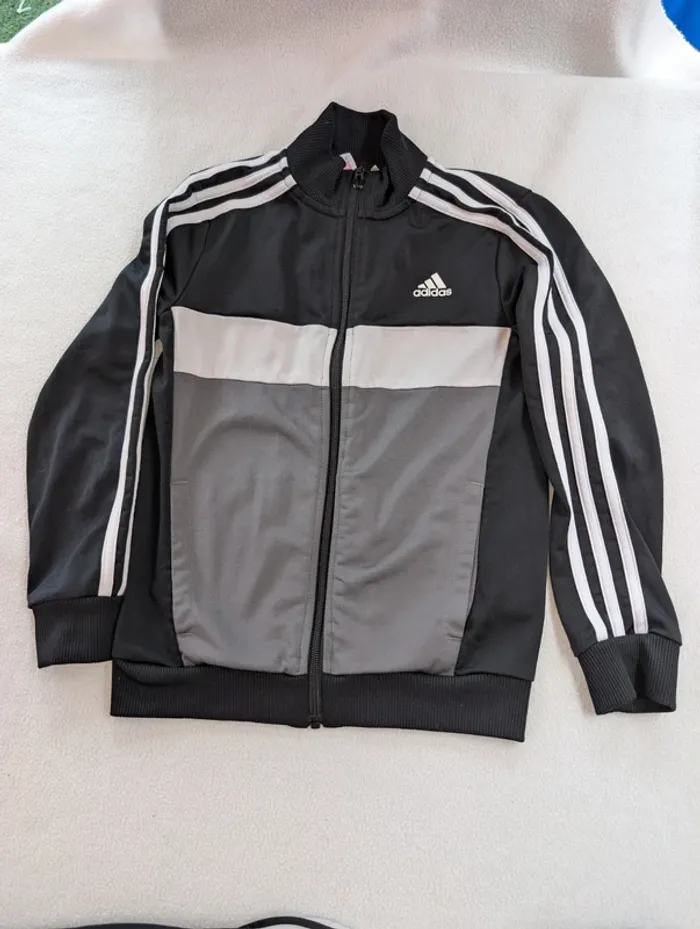 Ensemble de sport adidas 7-8 ans garçon - photo numéro 2