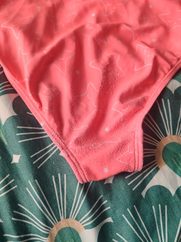 Maillot de bain taille 5 ans - photo numéro 3