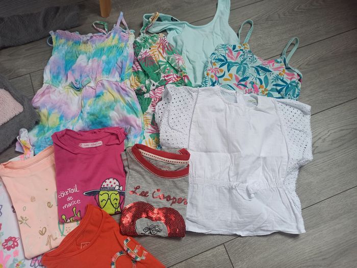 Lot vêtements fille 4 ans