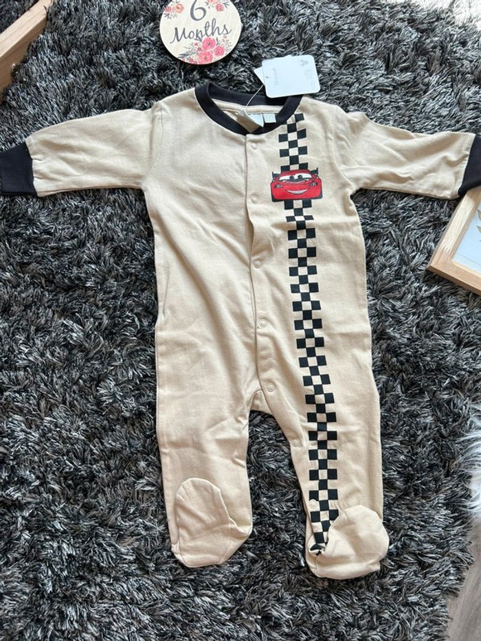 Pyjama fin Flash McQueen Cars - 6 mois (Neuf avec étiquette) - photo numéro 2