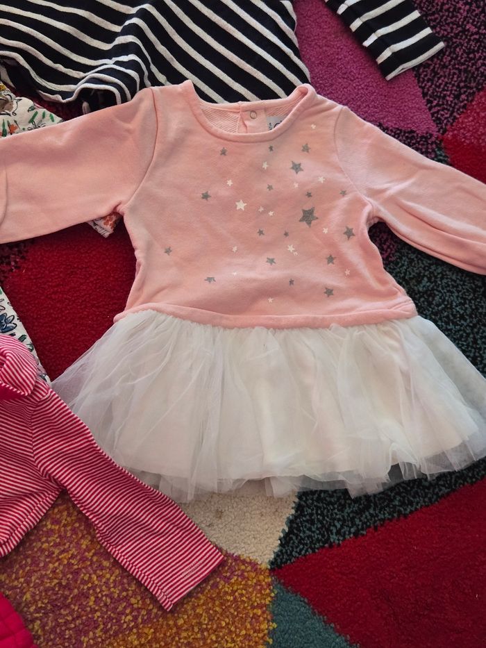 Lot robes petit bateau 6 mois - photo numéro 4