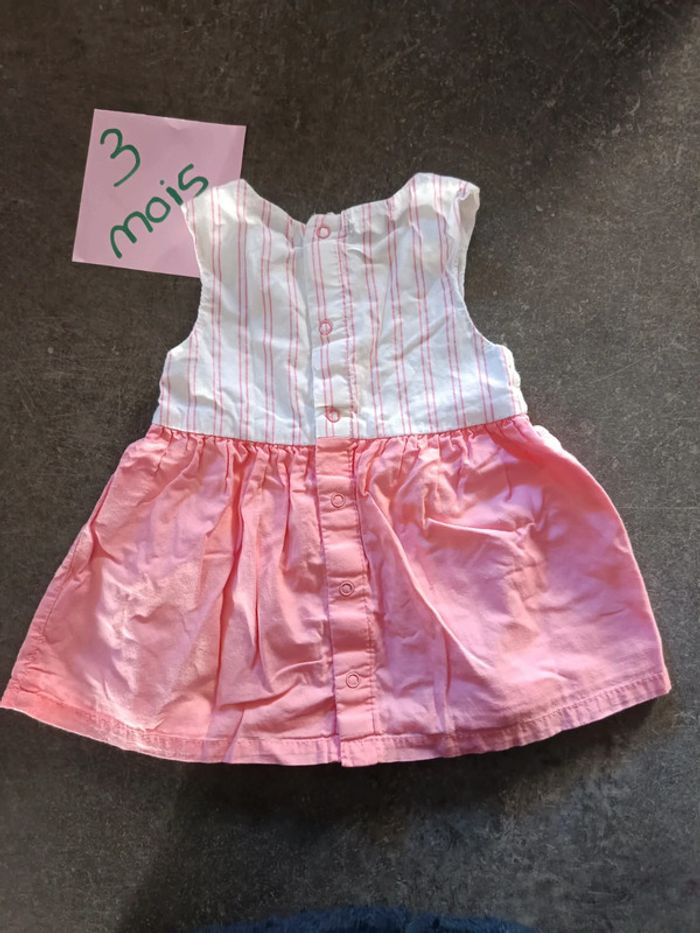 Robe été blanche et rose 3 mois