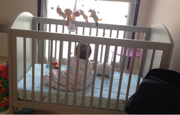 Lit à barreaux maisons du monde + matelas