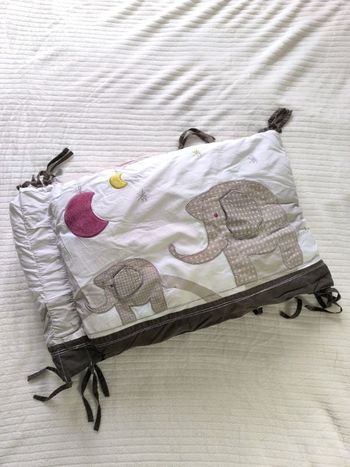 Tour de lit éléphant