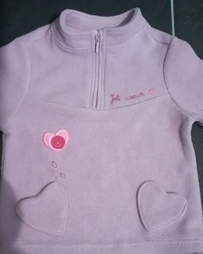 Joli pull polaire "coeurs" fille 2 ans (86 cm) - photo numéro 3