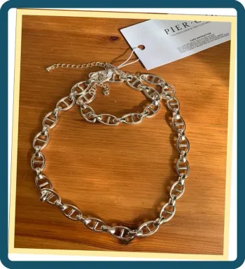 Jolie parure collier/bracelet à anneaux Pier One