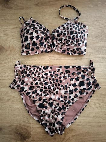 Maillot de bain léopard taille S 36 neuf