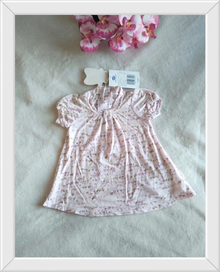 Robe Chicco taille 6 mois neuve avec étiquette