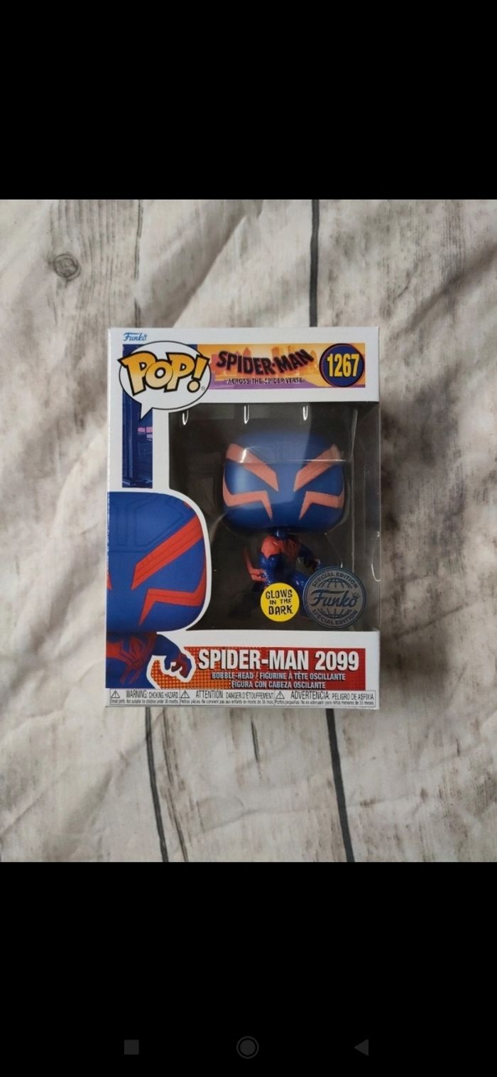 Funko pop Spiderman 2099