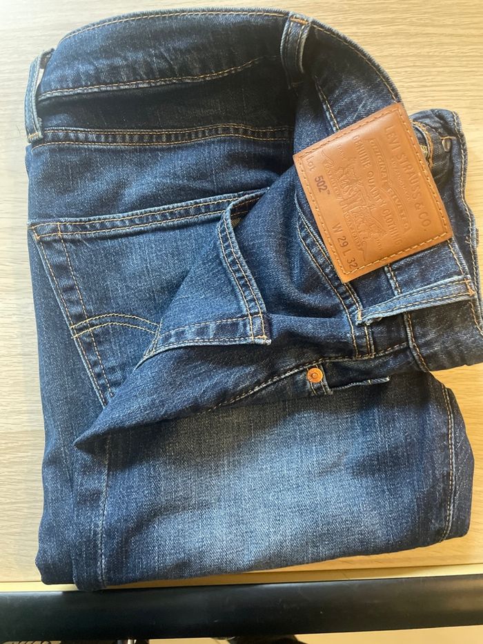 Levi’s 502
