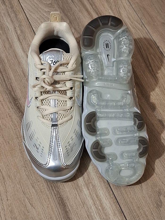 Magnifique baskets sneakers Nike Vapormax 360 édition limité femme fille sport - photo numéro 3