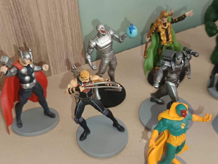 Lot de 20 figurines Marvel Disneyland - photo numéro 10