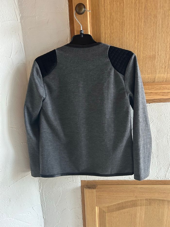 Gilet gris - taille 8 ans - photo numéro 2