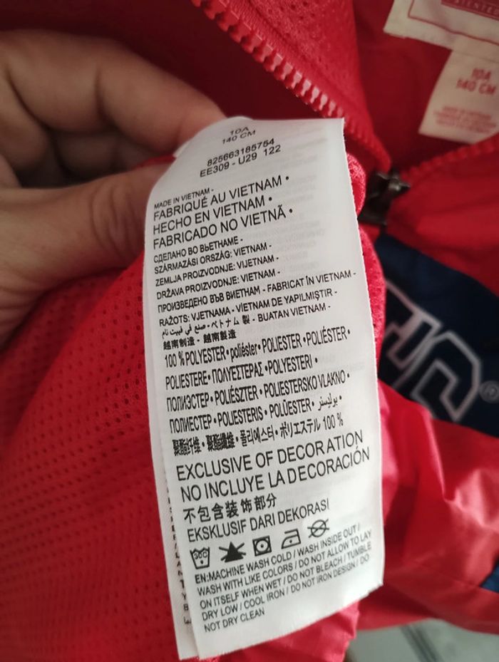 Imperméable levis parfait état 10 ans - photo numéro 4
