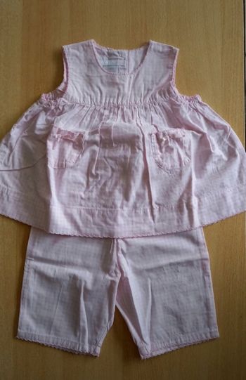 Ensemble tee-shirt et pantalon