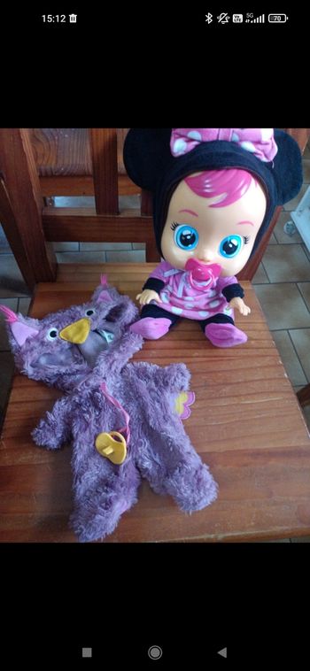 Cry babies avec une tenu de rechange