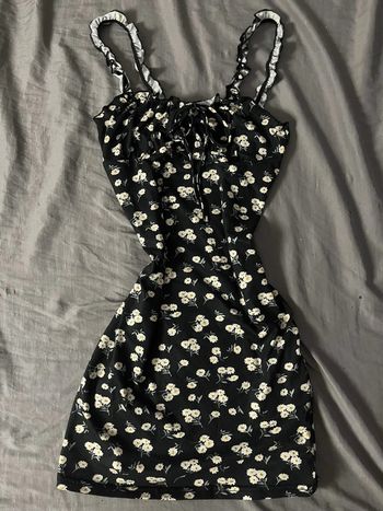 Robe moulante à fleure