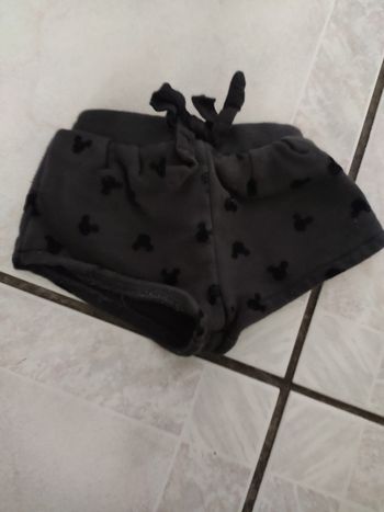 Short noir Disney baby Mickey 1 mois