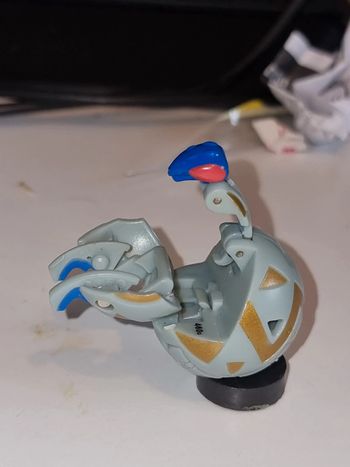 Bakugan B2 gris Haos Mantris B2 Mantris 460 g bagarreurs de combat