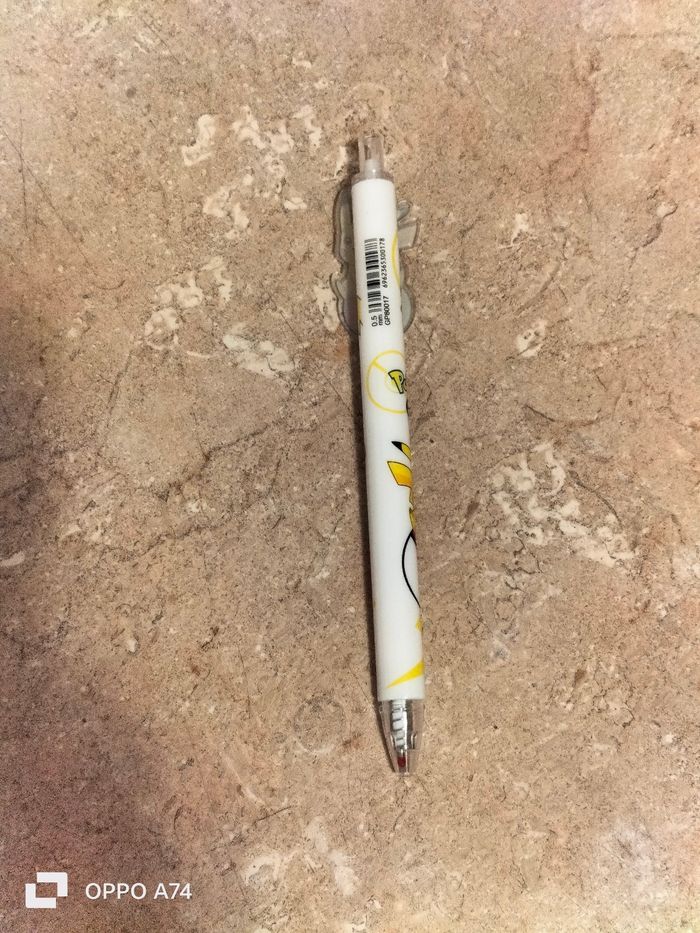 Pokémon 🖤 Stylo Pikachu - photo numéro 3