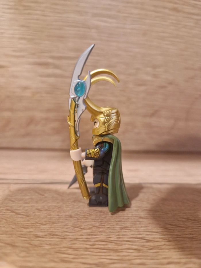 Figurine type lego Loki Thor Marvel - photo numéro 2