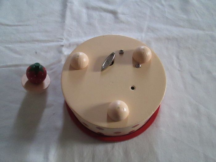 Boîte à musique ronde - photo numéro 3