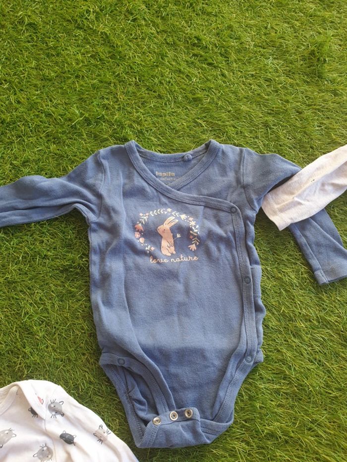 Lot body 6mois - photo numéro 2
