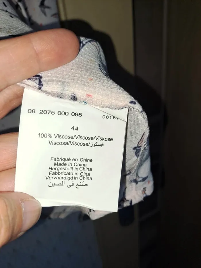 Chemisier fluide femme la halle jamais portée avec dentelle épaules écru 44 mais taille 42 - photo numéro 5