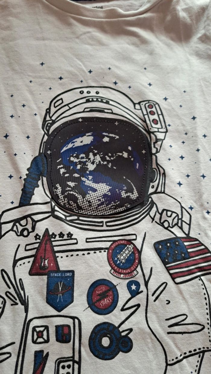Tee-shirt cosmonaute 6 ans
