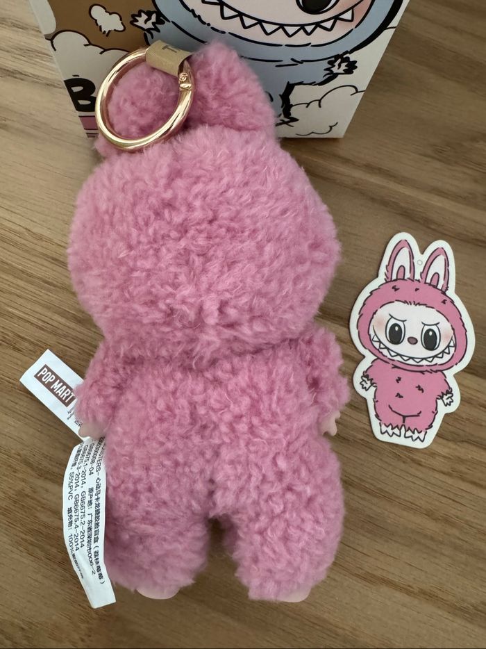 Labubu exciting macaron Pop Mart - photo numéro 3