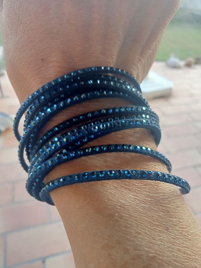 Bracelet Swarovski en cuir bleu - photo numéro 2