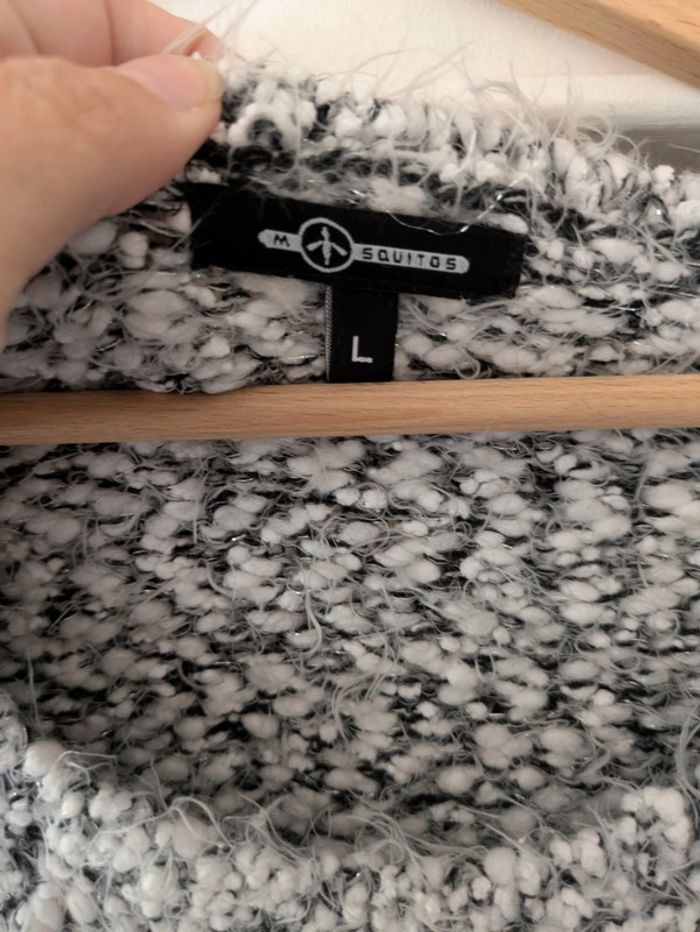 Magnifique pull à poils blanc et noir chiné Mosquitos taille L - photo numéro 2
