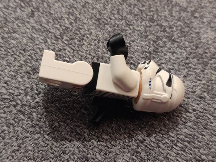 Minifig Lego Star Wars Clone + blaster - Très bon état - Vrai Lego - photo numéro 6