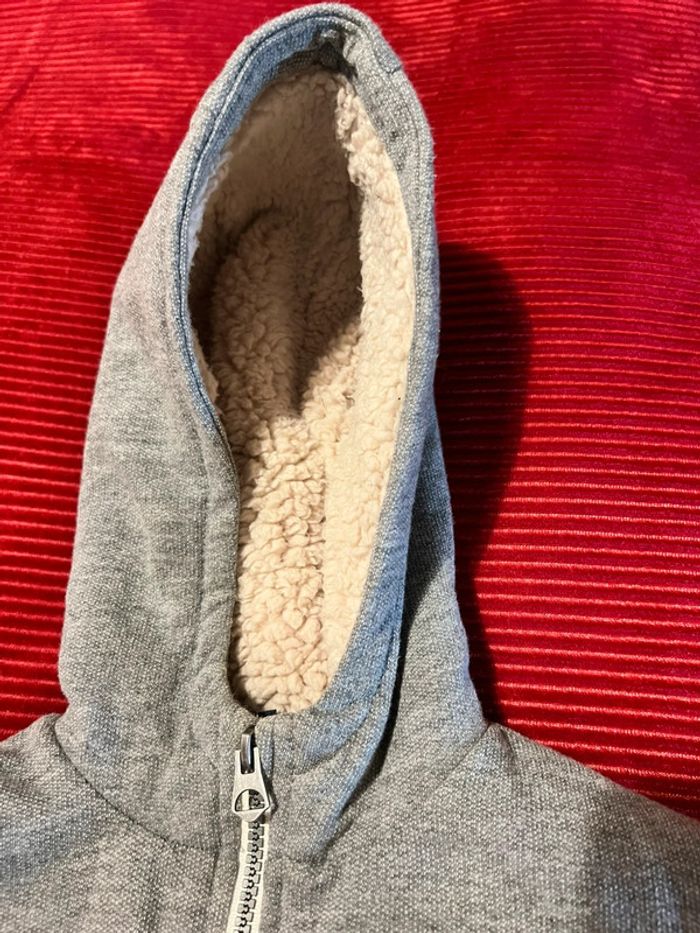 Très jolie veste - photo numéro 2