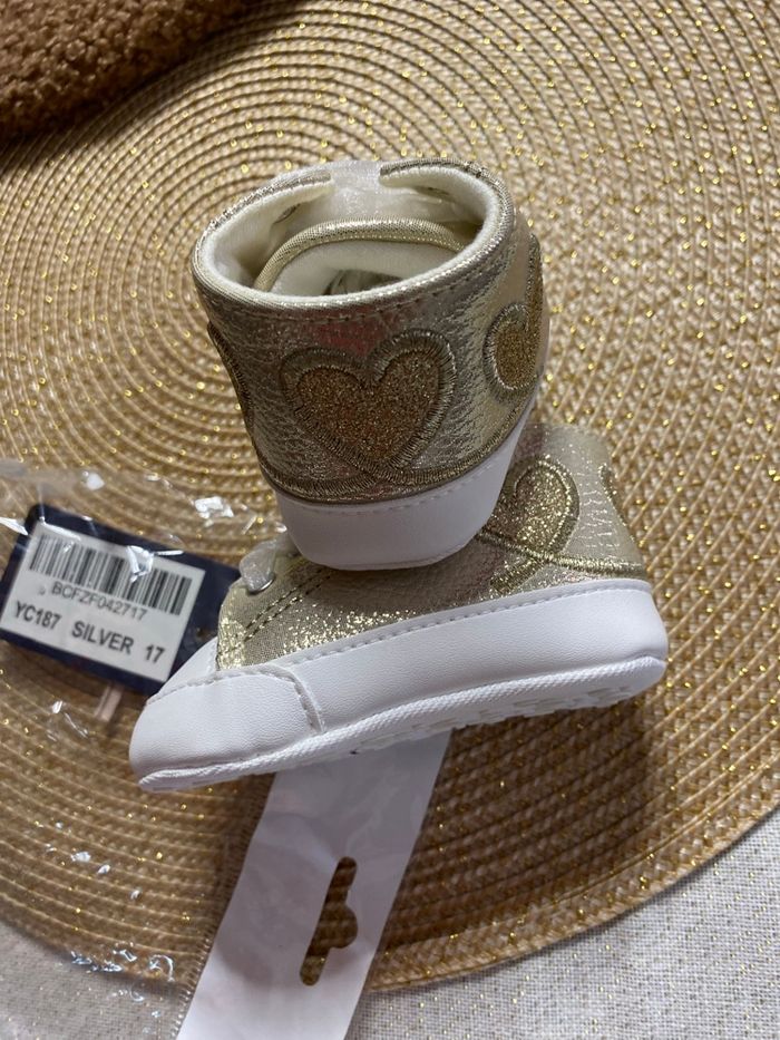 Chaussures bébé fille de fêtes 9 mois - photo numéro 2