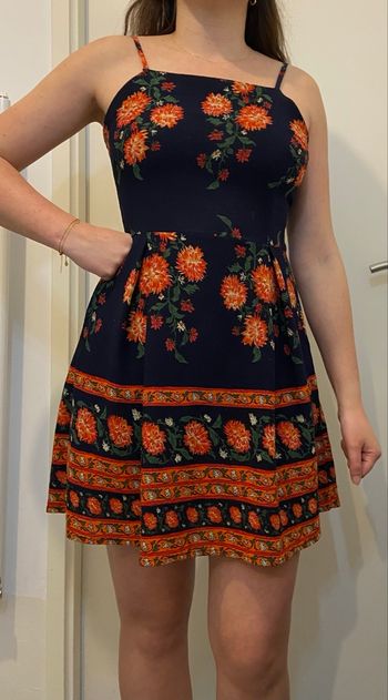 Rob à bretelles motif fleurs 