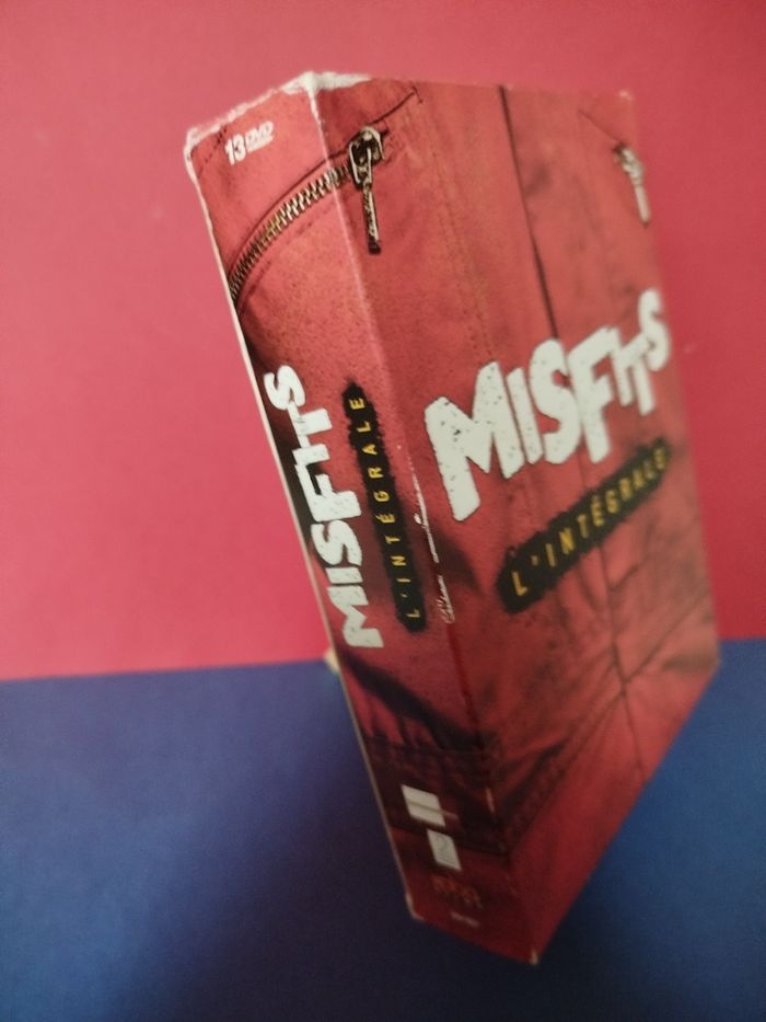 Misfits - Intégrale - DVD - photo numéro 2