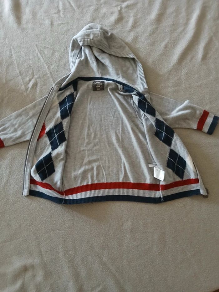 Veste à capuche garçon 4 ans - photo numéro 2