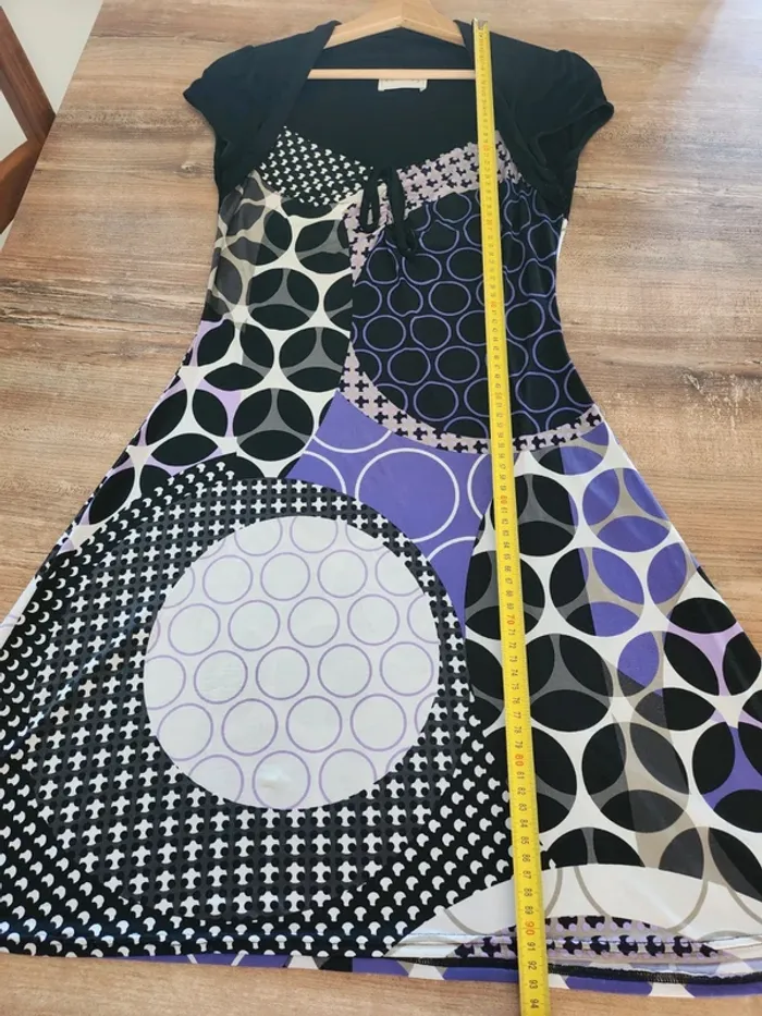 Robe fluide formul excellent état Taille 38 noire et motifs géométriques - photo numéro 5