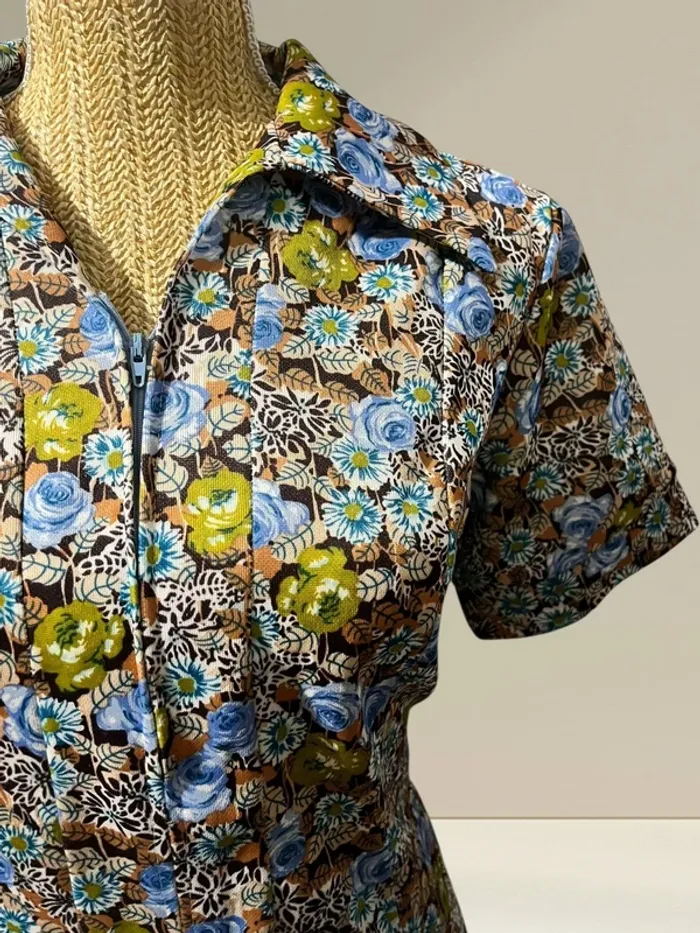 Robe vintage 70s/80s – Floral marron, vert, bleu – Taille M – Style rétro - photo numéro 3