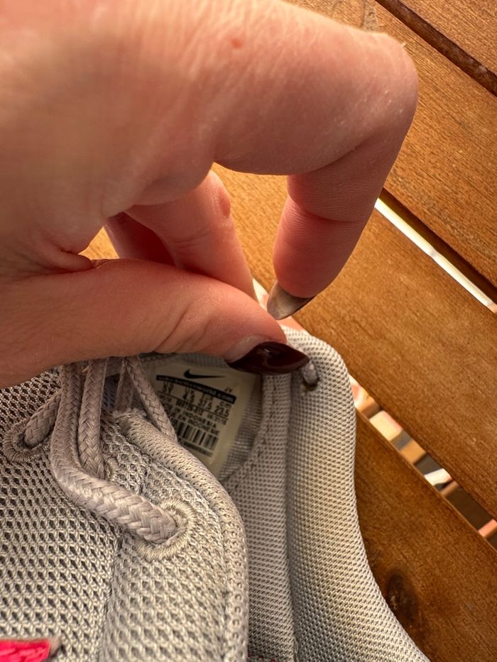 Basket Nike Roshe one gs « hyper pink » - photo numéro 5