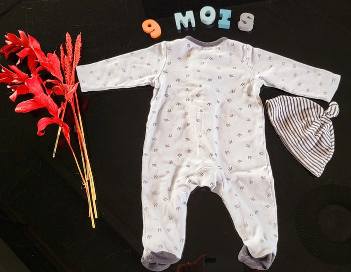 Pyjama 👶 - photo numéro 2