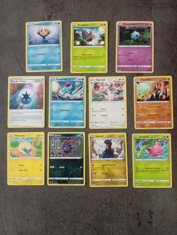 Lot 11 Cartes Pokémon Évolution Céleste Sans Doubles