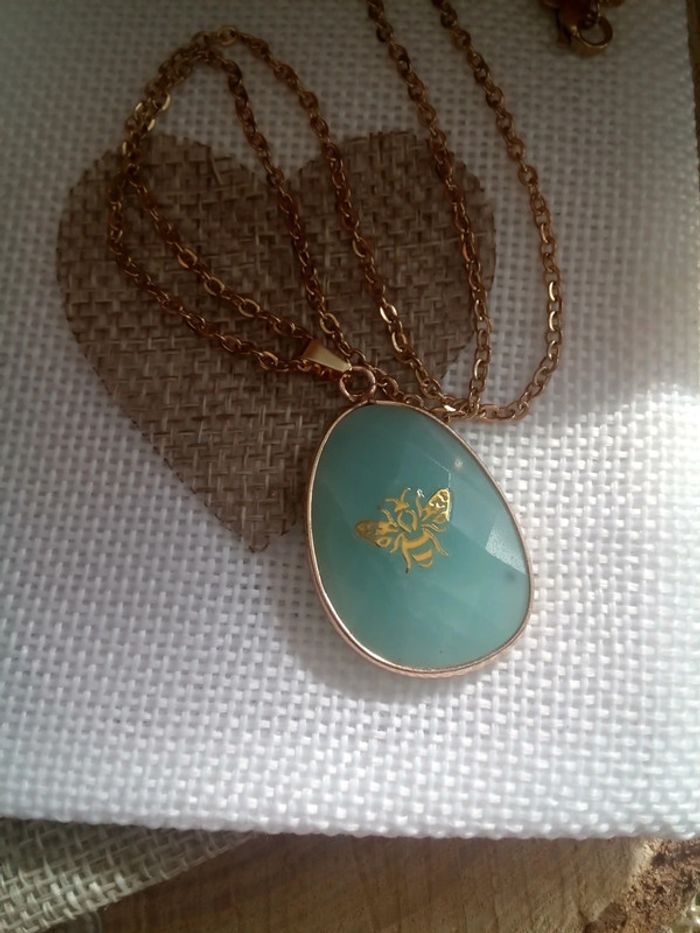 Collier Amazonite abeille 🐝 / Réversible 🩵. - photo numéro 3